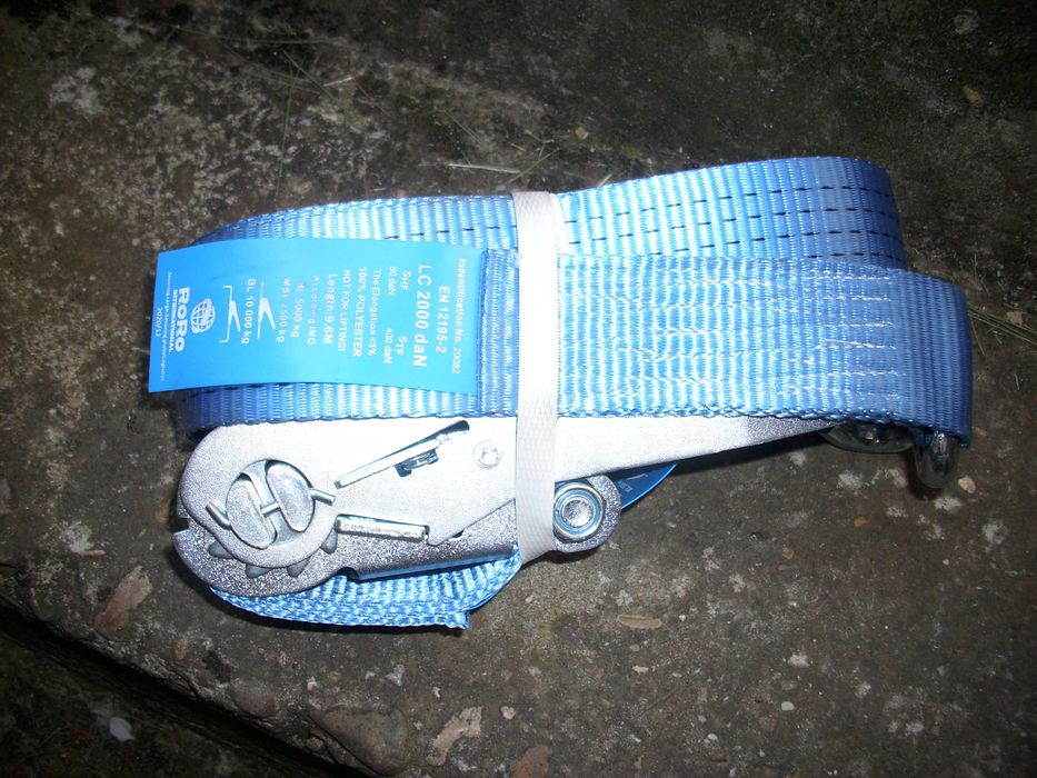 колани 10м-2,5м - нови,с тресчотка