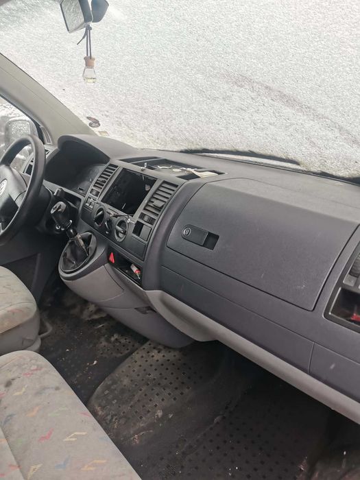 De vanzare VW T5 neinmatriculata in Romania