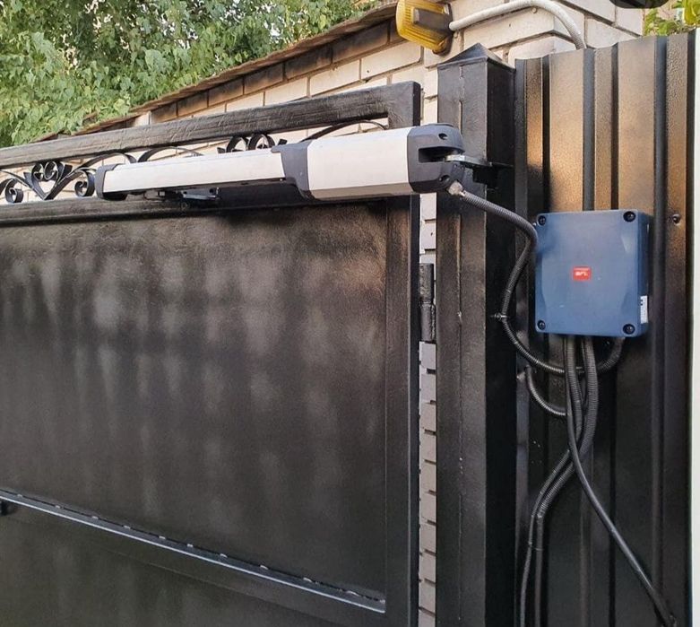 Распашной  PHOBOS BT A40 kit fra