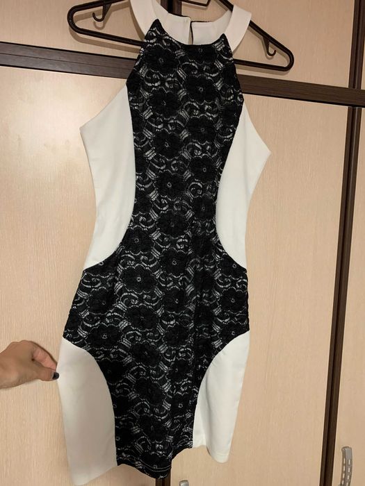 Дамски рокли - М