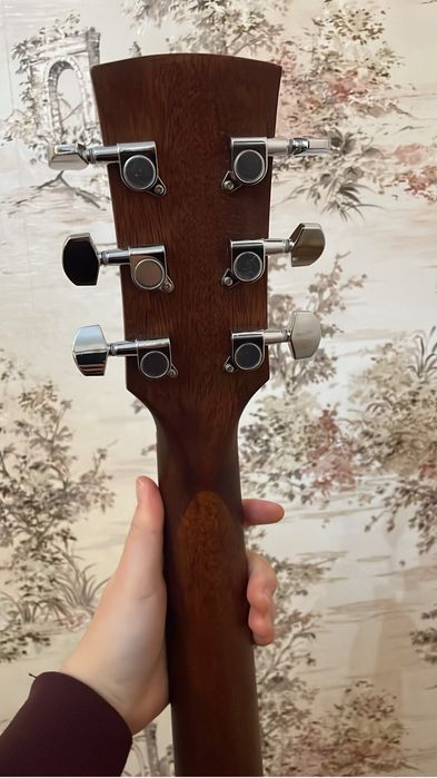 Vând URGENT chitara IBANEZ acustica