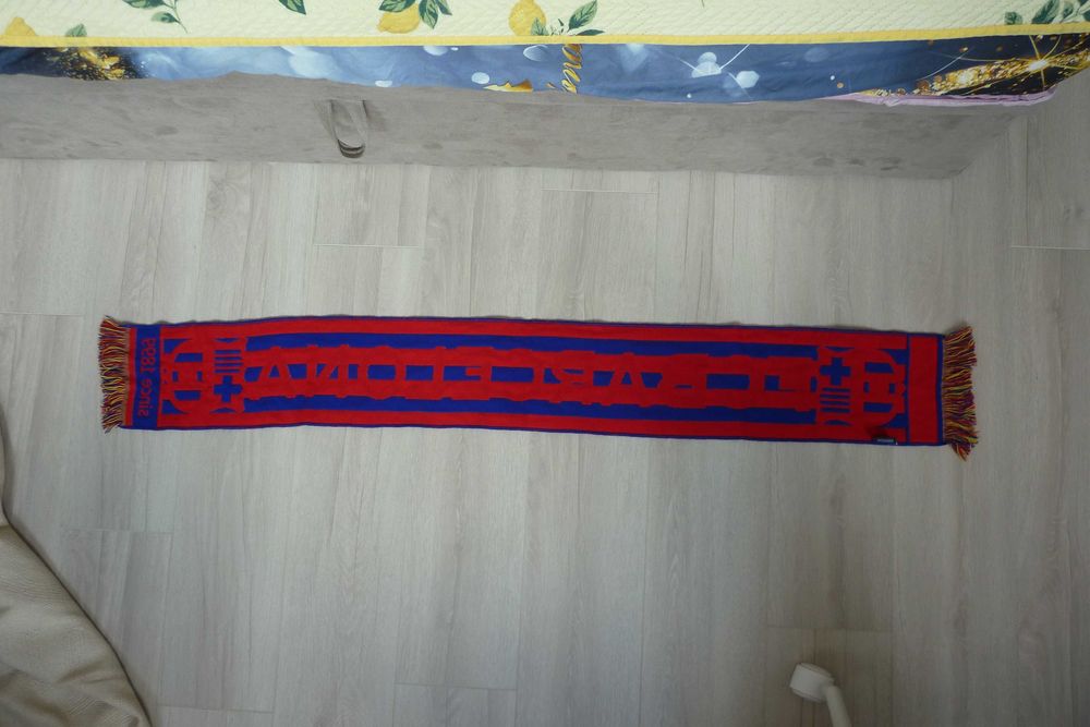 Оригинално шалче на ФК Барселона