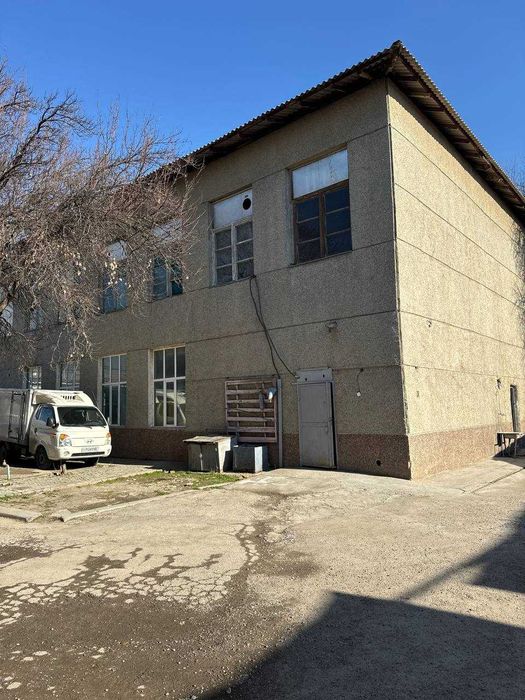 Сдается в аренду складское помещение.(2)этажа.