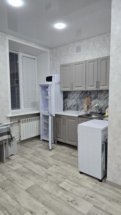 Сдам квартиру на площади