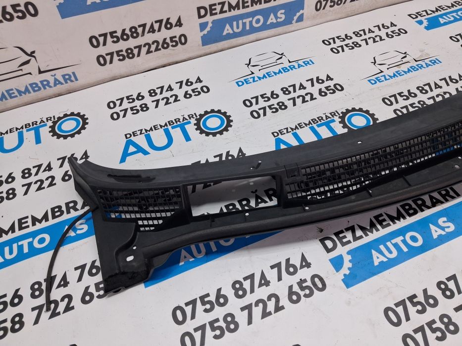 Grila ansamblu stergatoare Nissan Qashqai 2007