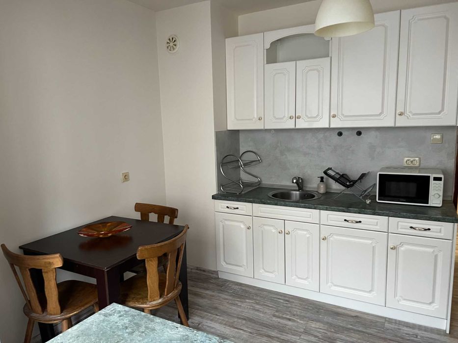 Тристаен апартамент