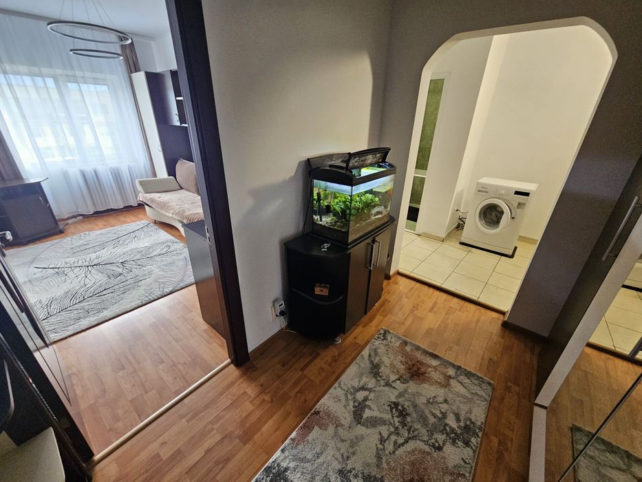 Inchiriez apartament in zona Alexandru cel Bun (Minerva).