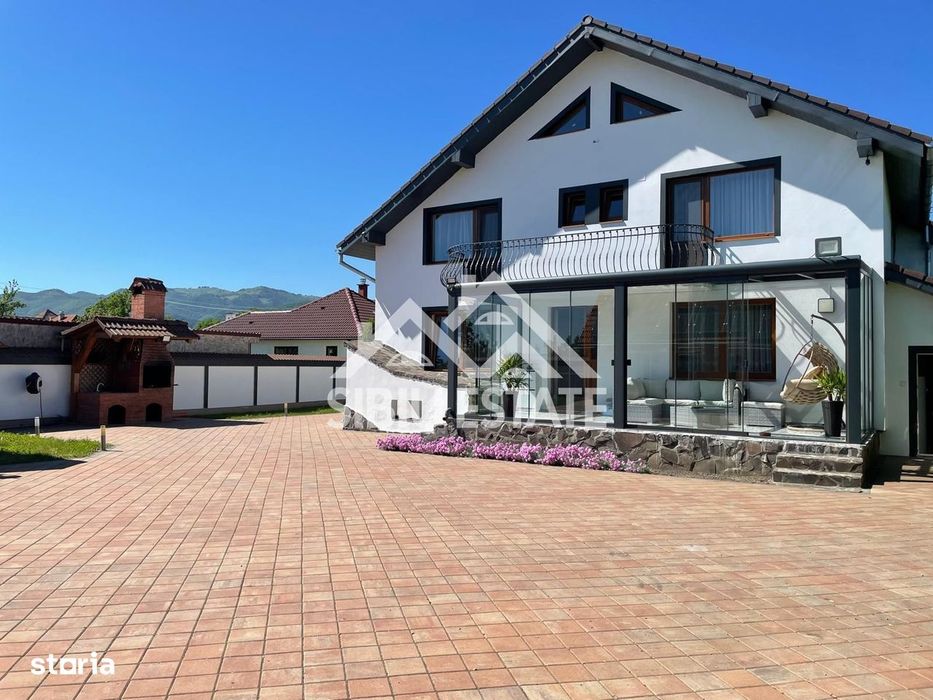 Casa Spectaculoasa Semipasiva cu teren de 1.000 mp.de vanzare in Orlat