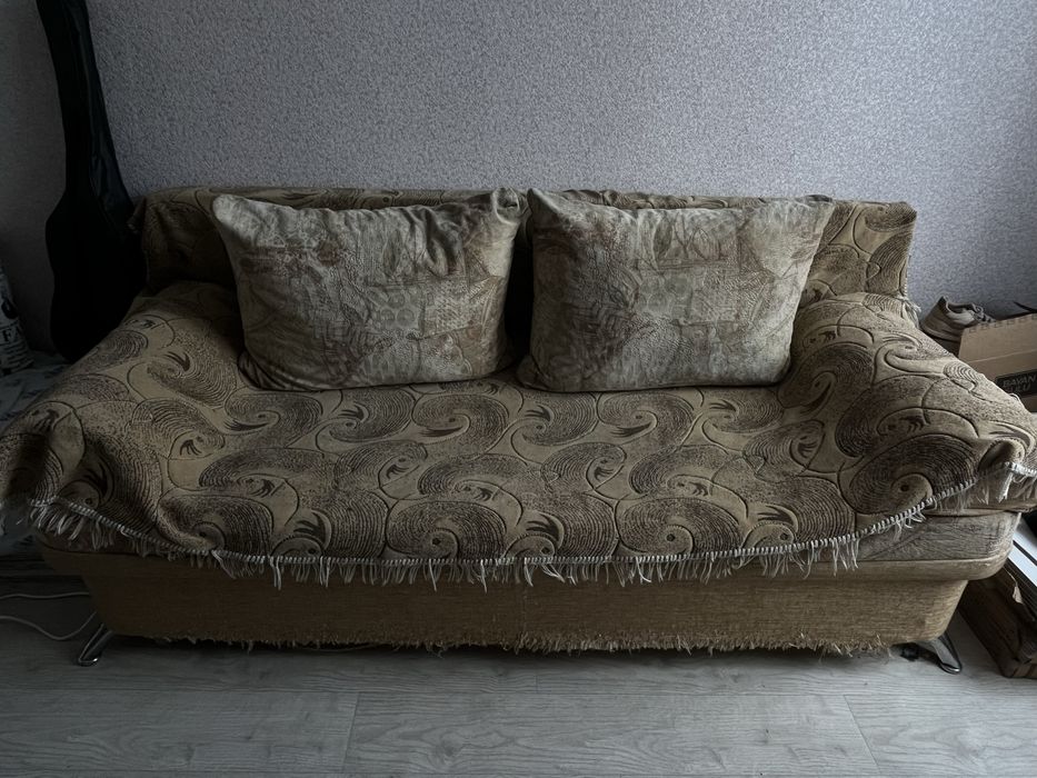 Уютный диван по отличной цене!