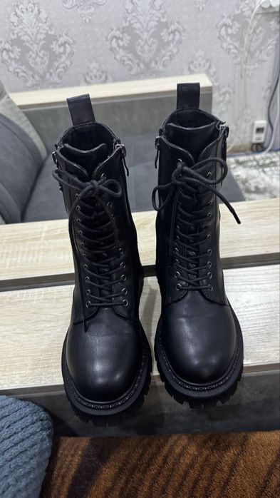 Женские ботинки зимние