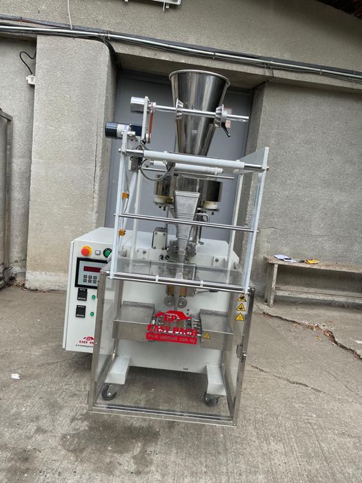 Masina de ambalat produse granulate