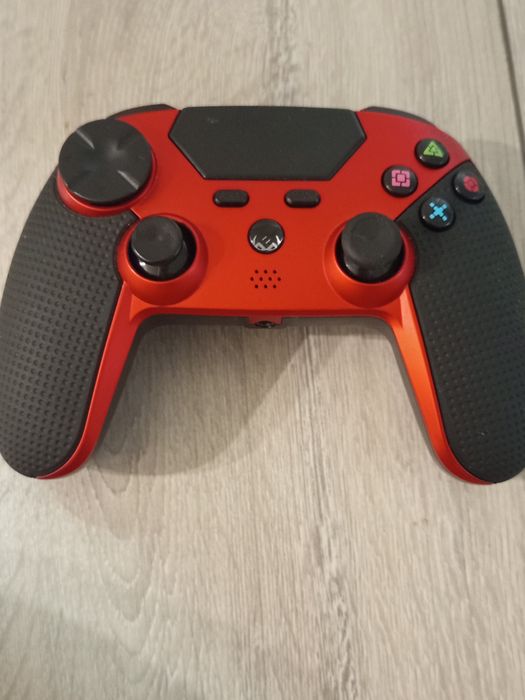 PS4 c джойстиком