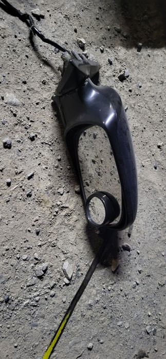 Продам запчасти на Ниссан