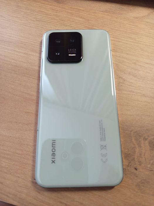 Продам Xiaomi 13