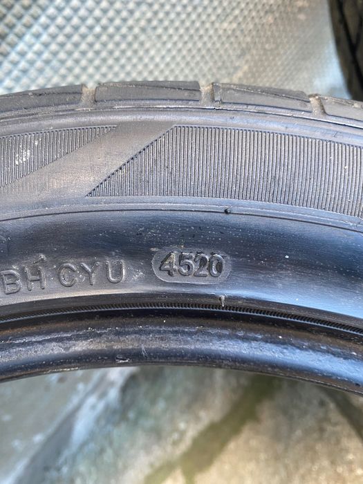 4бр. Летни гуми MOMO 235/45 R17