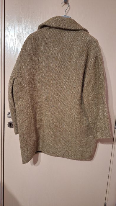 Зимно палто и яке