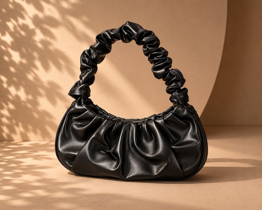 Модерна дамска чанта тип "Cloud bag"