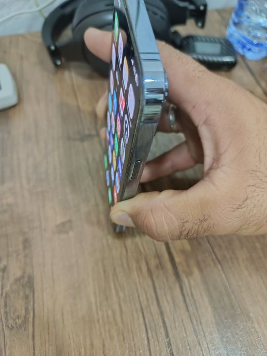 Iphone 13 pro max sotiladi