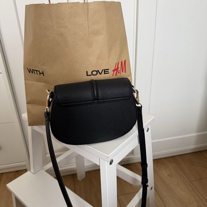 НЕРАЗОПАКОВАНИ! H&M чанта с презрамка + 2 подаръка