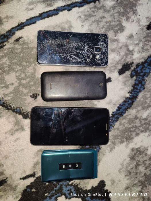 Telefon ehtiyot qisimlar sotiladi