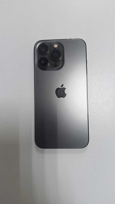 Apple Iphone 13 pro сатылады.