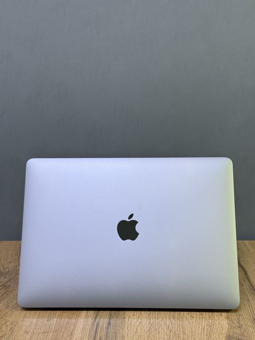 MacBook Pro M1 8/256 GB 13’ АКБ 100 % | Mobile Zone