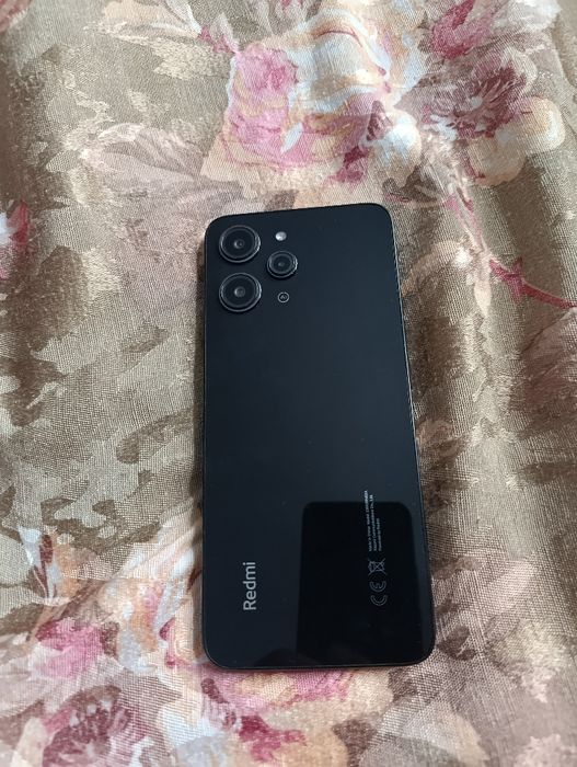 Redmi 12 в отличном состоянии