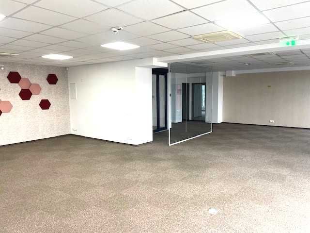 Birouri clasa A, 280 mp, str Stefan cel Mare, locuri de parcare inclus