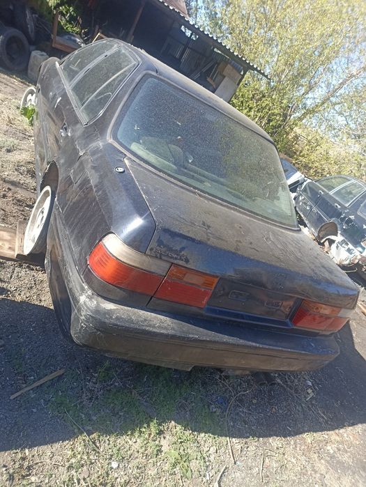 Хонда аккорд 91г 2.2 седан