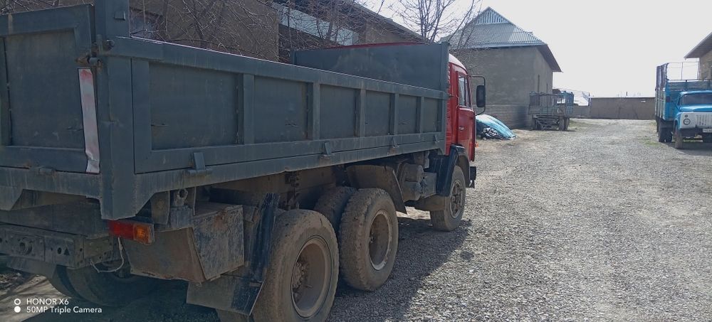 Kamaz 1987 yil mator qilingan holati yaxshi