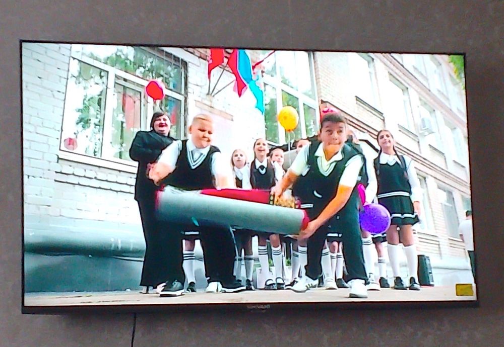 Телевизор Smart TV