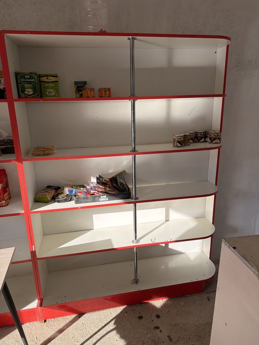 полки для магазина 4 Штук