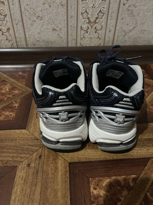 Кроссовки мужской 40 размер