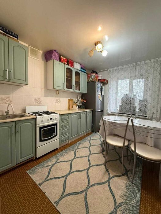 Продам 3 комнатную квартиру на КСК