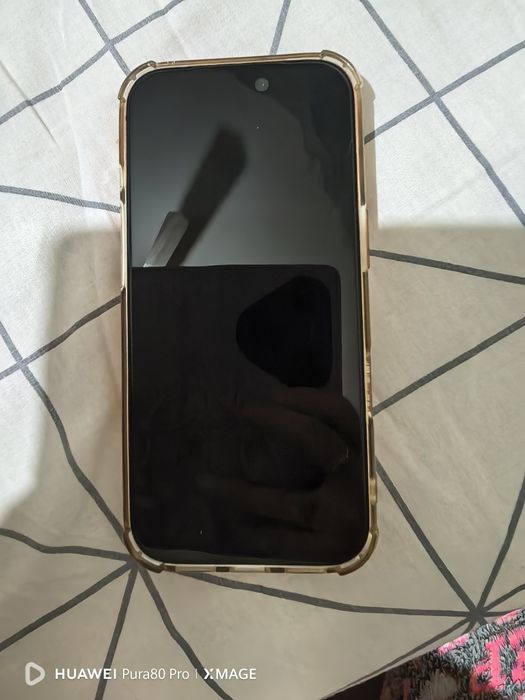 IPhone 17 pro-оранжев