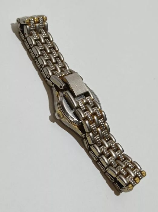 Электронные часы Seiko