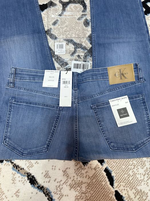 Джинсы Calvin Klein slim fit. Р-34/32.