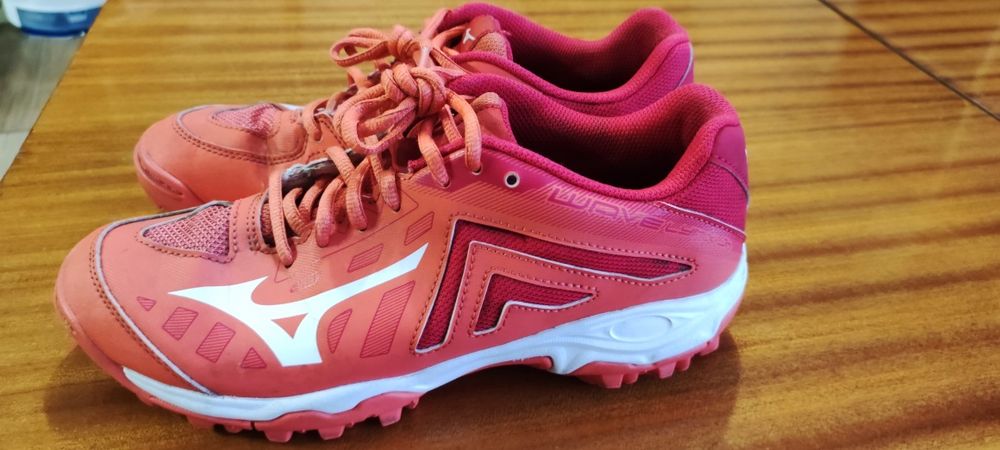 Дамски спортни Mizuno wave lynx 38.5