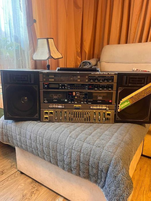 Кассетный магнитофон