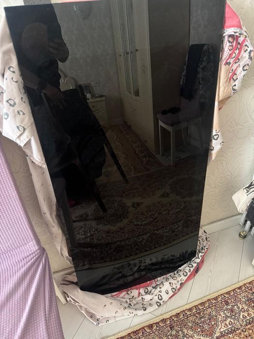 Боковые задние стекла