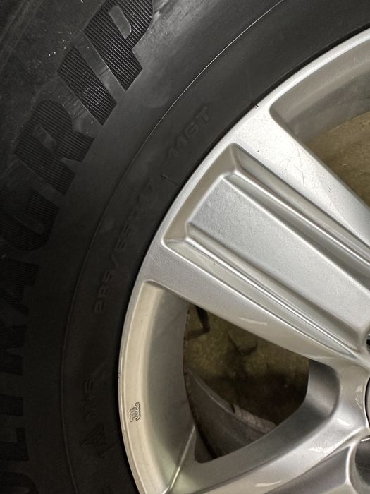 Продам колеса и диски 4 шт