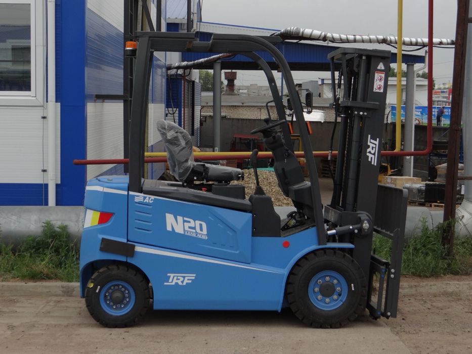 Вилочный погрузчик 2 тонн