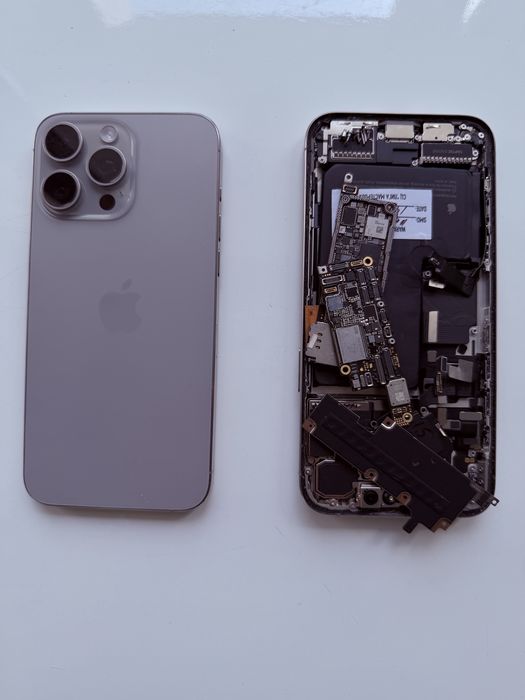 iPhone 15 pro max, 1 tb, akk 100%