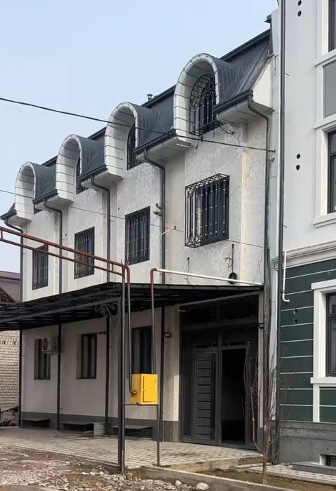 Srochna!!! Dupleks 5 xona Keles  betonka zamona roparasida yo'l yuzida