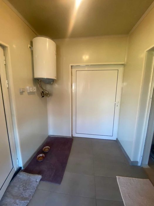 Продава се Къща в София, Център - 4448 кв.м за 135 €/кв.м - Снимка #11