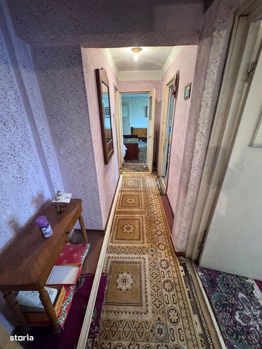 Apartament 3 camere de vânzare – Zona Pieței Centrale