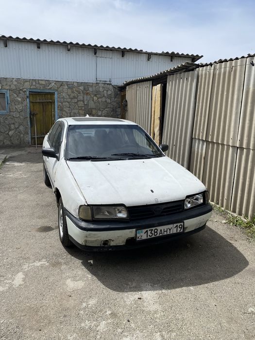 Продам машину ниссан