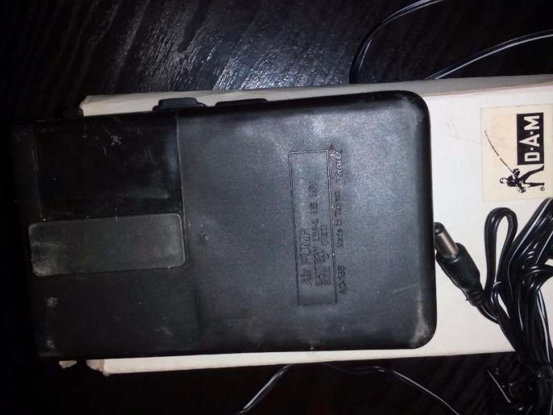 Плакати за аквариум и аксесоари за пренасяне на живи рибки