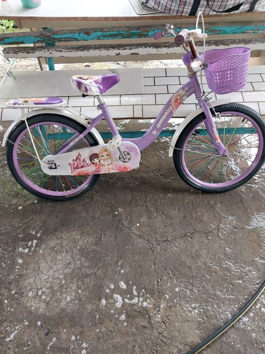 Велосипед принцесса новый не катались.