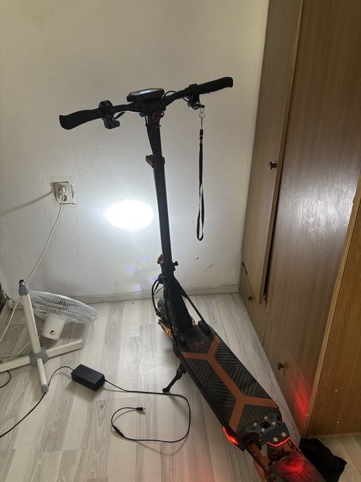 Kukirin g2 max se da la schimb pe un pc gaming